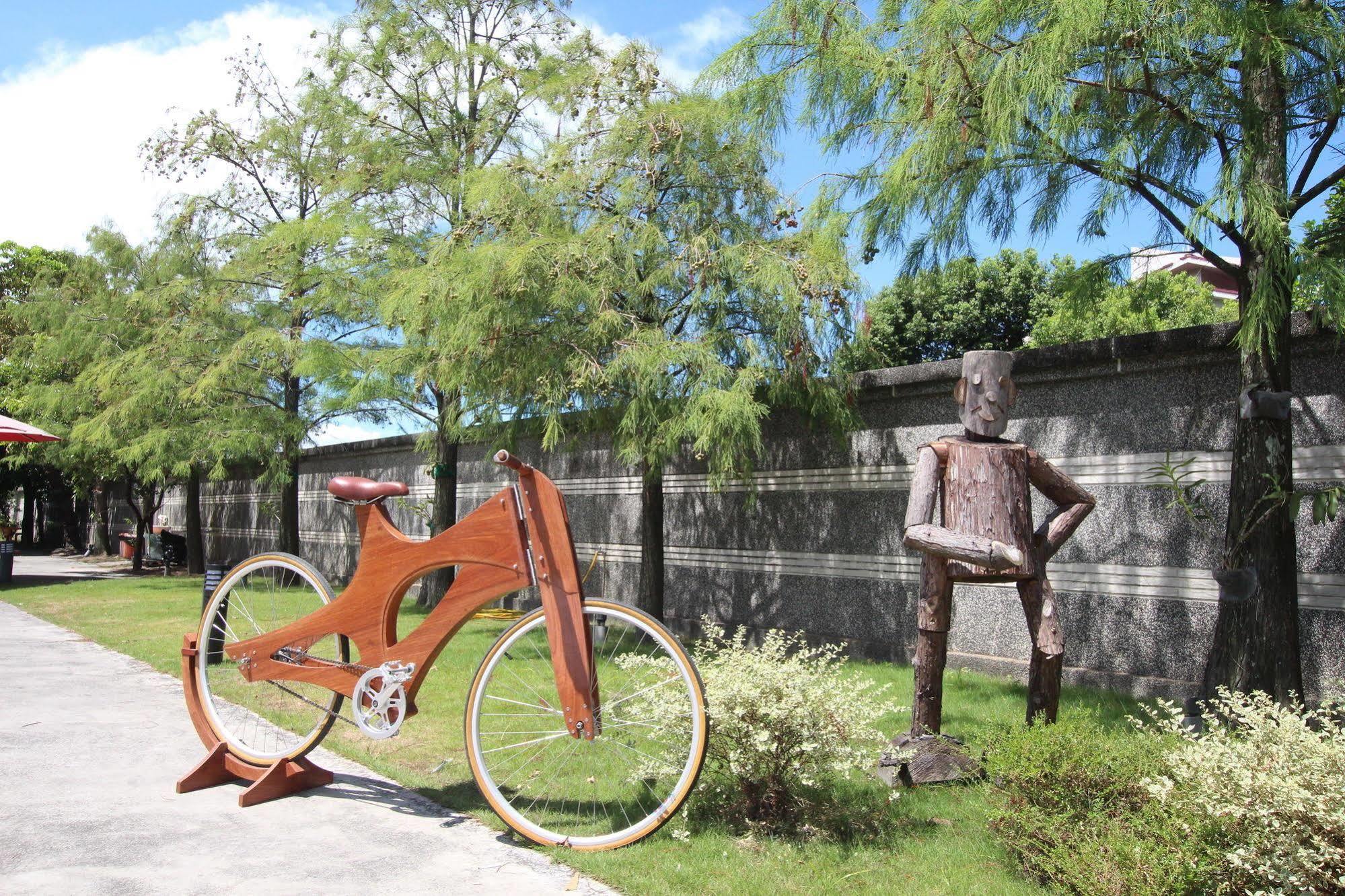 Yilan Pine Villa Homestay Лодун Екстер'єр фото