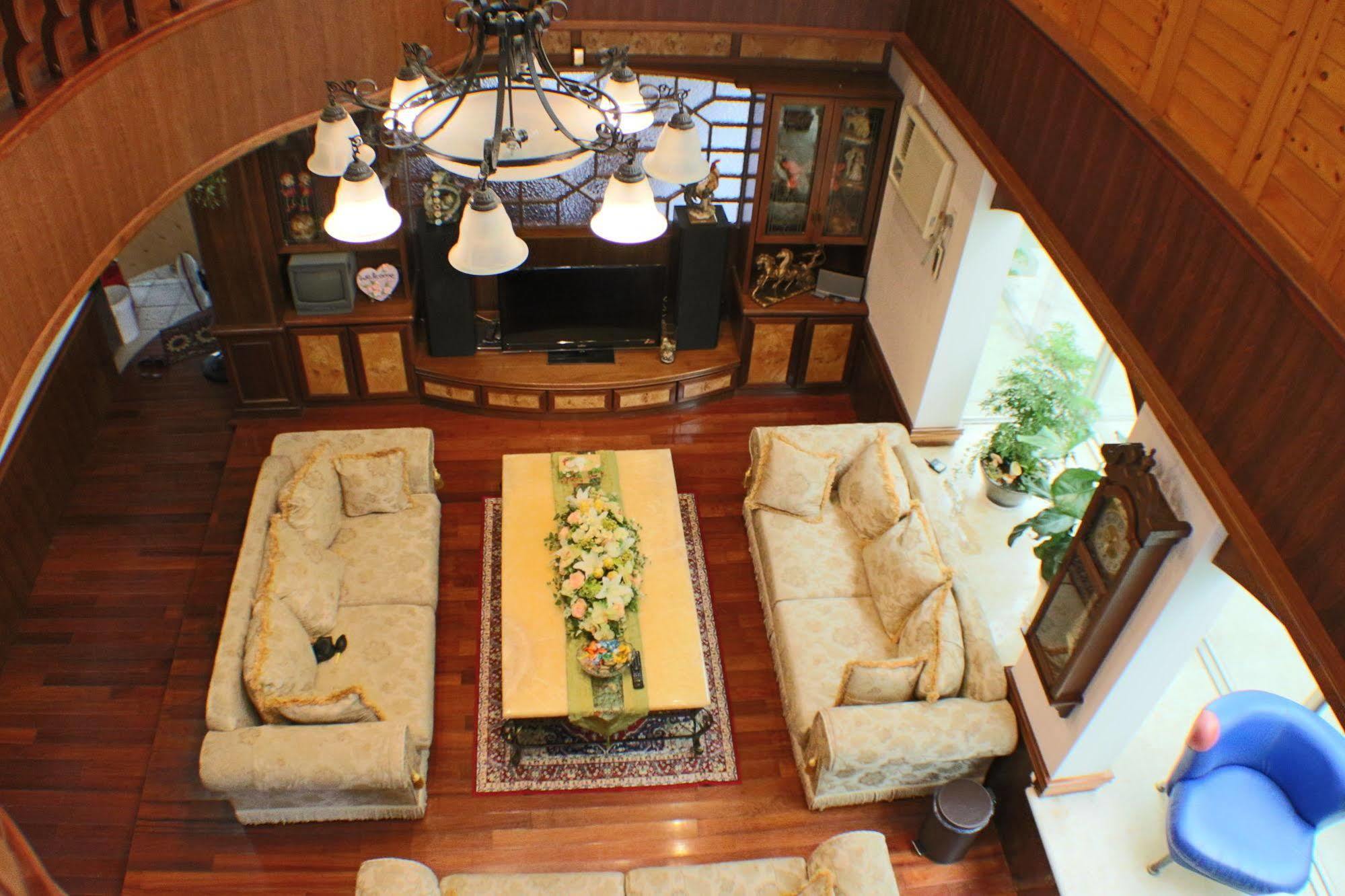 Yilan Pine Villa Homestay Лодун Екстер'єр фото