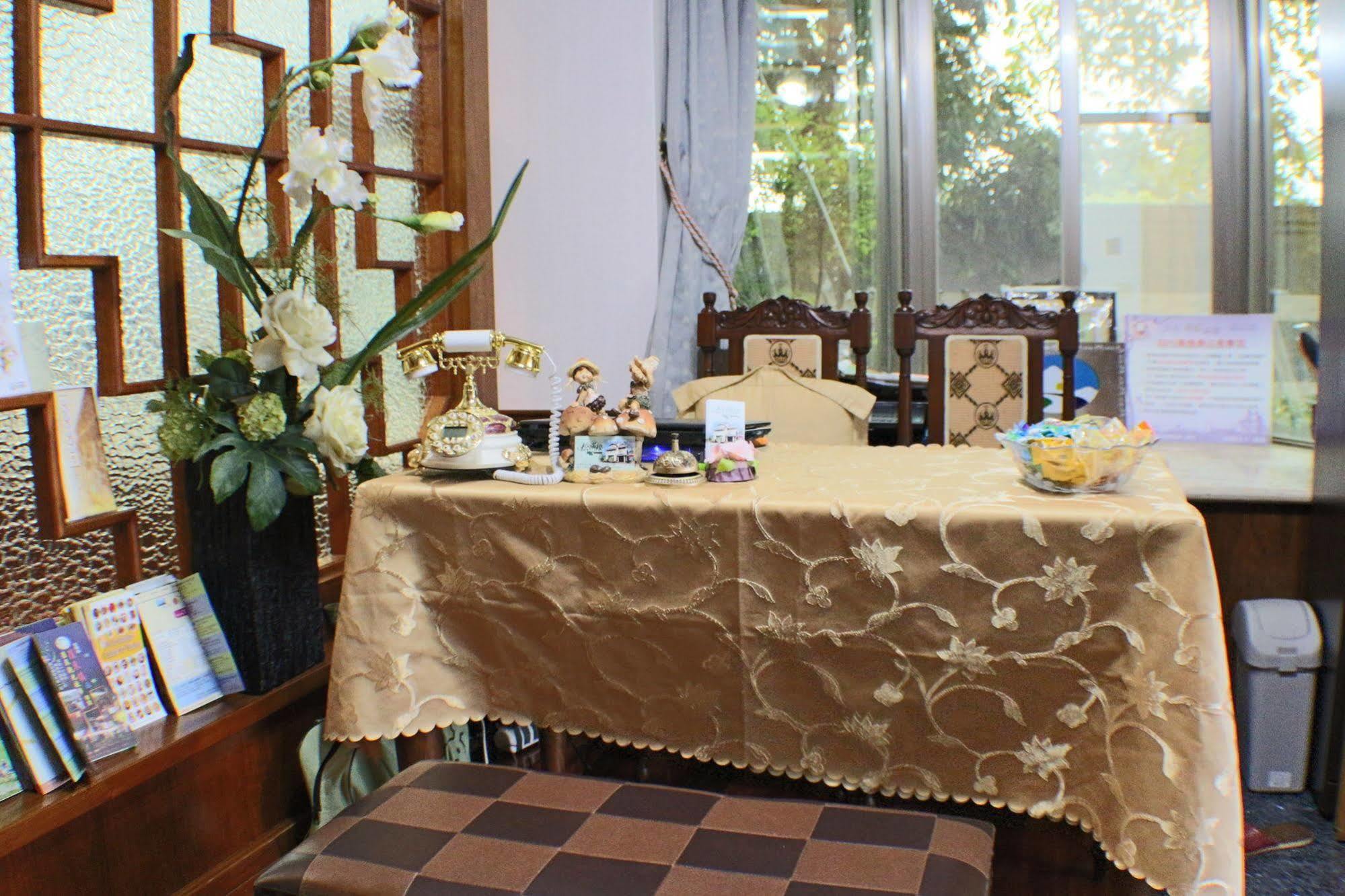 Yilan Pine Villa Homestay Лодун Екстер'єр фото