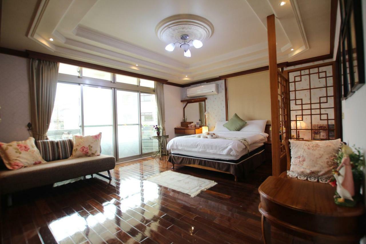 Yilan Pine Villa Homestay Лодун Екстер'єр фото