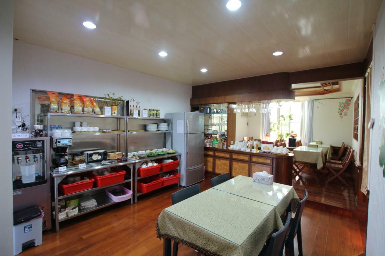 Yilan Pine Villa Homestay Лодун Екстер'єр фото