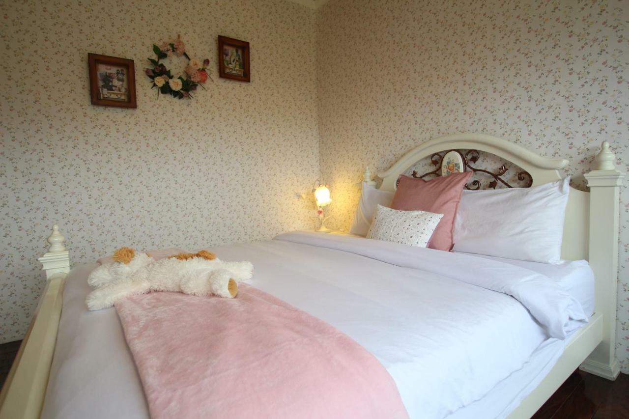 Yilan Pine Villa Homestay Лодун Екстер'єр фото