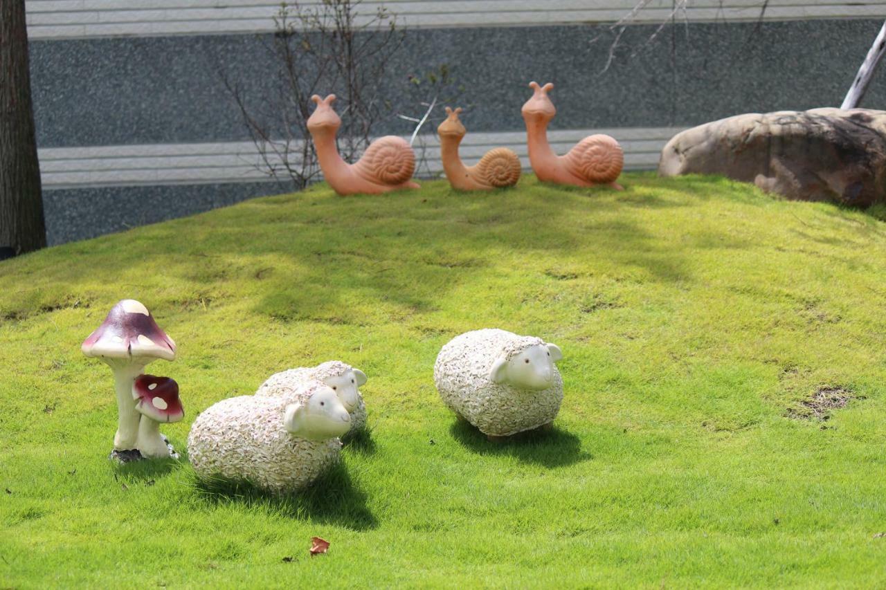 Yilan Pine Villa Homestay Лодун Екстер'єр фото