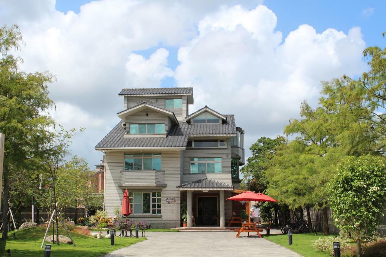 Yilan Pine Villa Homestay Лодун Екстер'єр фото