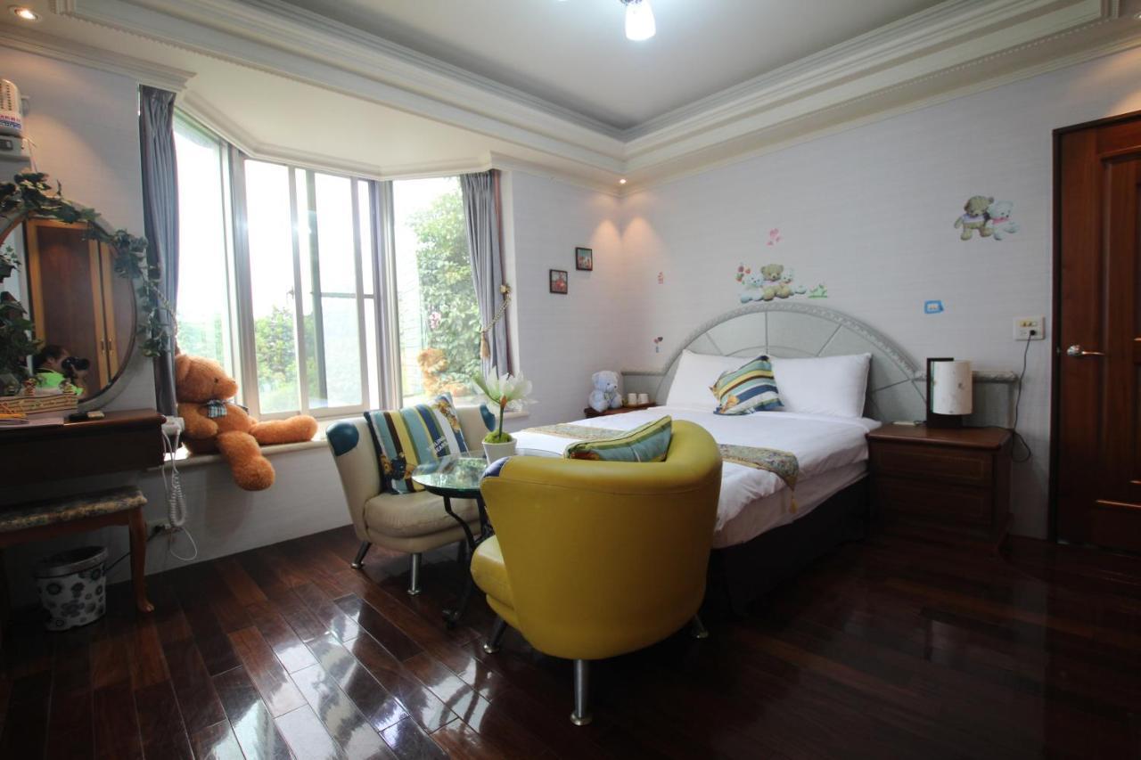 Yilan Pine Villa Homestay Лодун Екстер'єр фото
