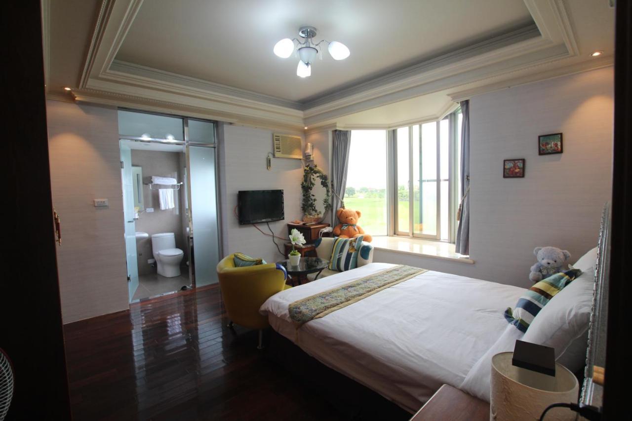 Yilan Pine Villa Homestay Лодун Екстер'єр фото